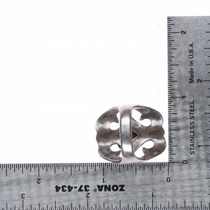 sz8.5 Vintage Navajo sterling silver cast ring with turquoise