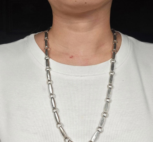 26" Marie/Julian Lovato Santo Domingo modernist sterling silver link necklace