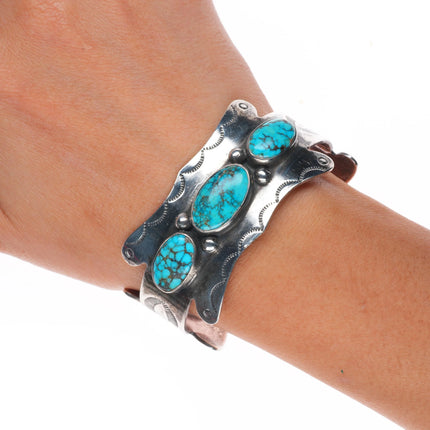 6.5" 40's-50's Navajo sterling silver spiderweb turquoise arrow cuff bracelet