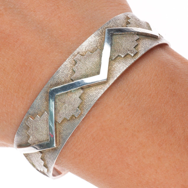 6" RJ Scott Navajo sterling silver tufa cast modernist style cuff bracelet