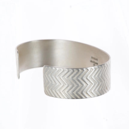 6.2" Joe Chavez Santo Domingo sterling silver white buffalo cuff bracelet