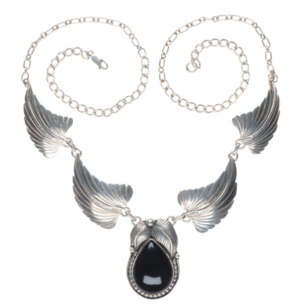 K Navajo sterling silver onyx pendant necklace with feather links