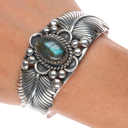 6.6" Vintage Labradorite Navajo sterling silver T feather design cuff bracelet
