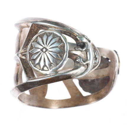 7.5" Huge Vintage Navajo sterling silver cast cuff bracelet w/ lizards