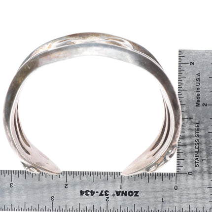 7.5" Huge Vintage Navajo sterling silver cast cuff bracelet w/ lizards