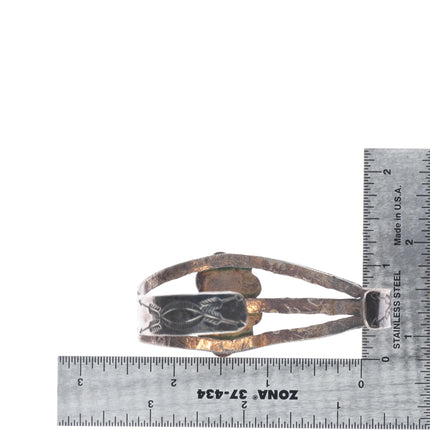 7" 30's-40's Navajo sterling silver arrow stamped cuff bracelet w/Nice turquoise