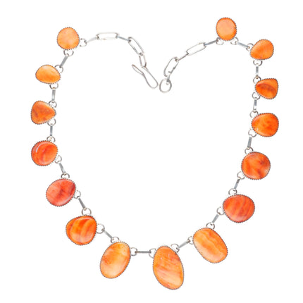 18" Fannie Chavez Navajo sterling silver spiny oyster tab necklace