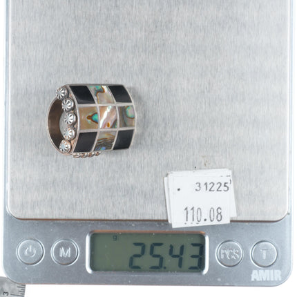 sz8.75 Large vintage Zuni sterling silver shell/jet channel inlay ring