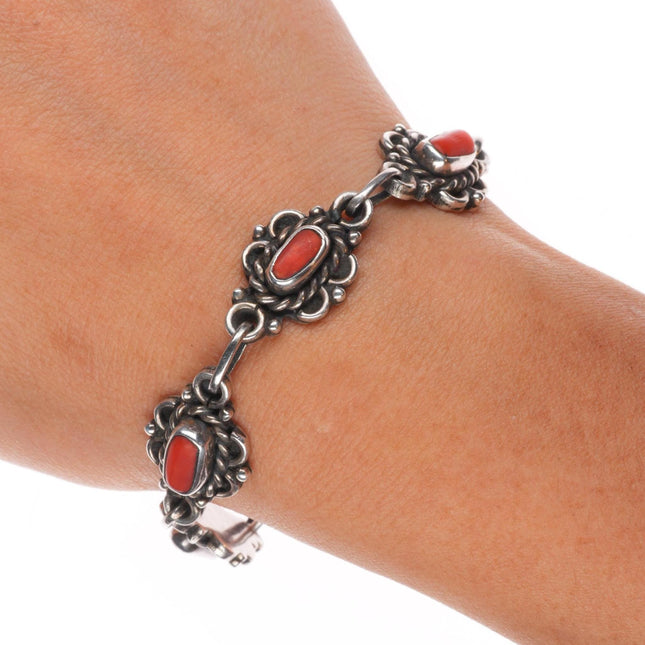 6.75" Vintage Navajo sterling silver coral link bracelet w/fancy bezels