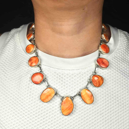 18" Fannie Chavez Navajo sterling silver spiny oyster tab necklace