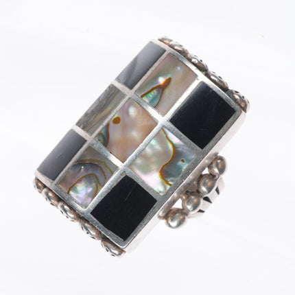 sz8.75 Large vintage Zuni sterling silver shell/jet channel inlay ring