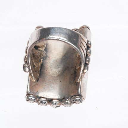 sz8.75 Large vintage Zuni sterling silver shell/jet channel inlay ring