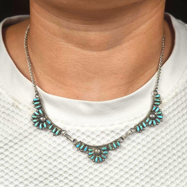 17" 40's-50's Vintage Zuni sterling silver petit point bib necklace turquoise