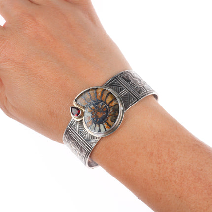 6.5" Retro Tabra Sterling silver Ammonite fossil Garnet cuff bracelet