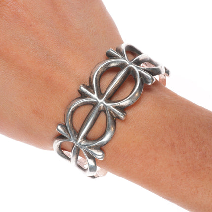 6.6" Vintage Navajo or Zuni cast ingot/sterling silver cuff bracelet