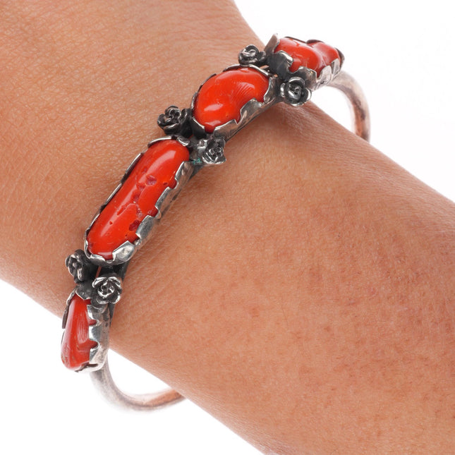 6.4" Vintage Native American/Southwestern sterling silver coral cuff bracelet