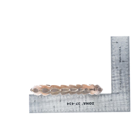 6.4" Vintage Navajo sterling silver carinated cuff bracelet with jagged edges