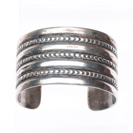 7.1" c1950 Heavy vintage Navajo sterling silver wide band cuff bracelet