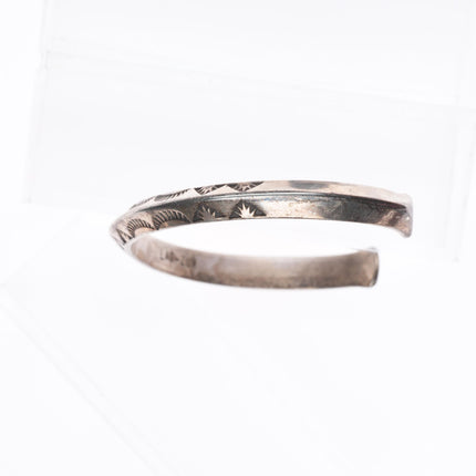 6.75" Leonard Paquin Laguna Zuni carinated sterling silver stamped cuff bracelet