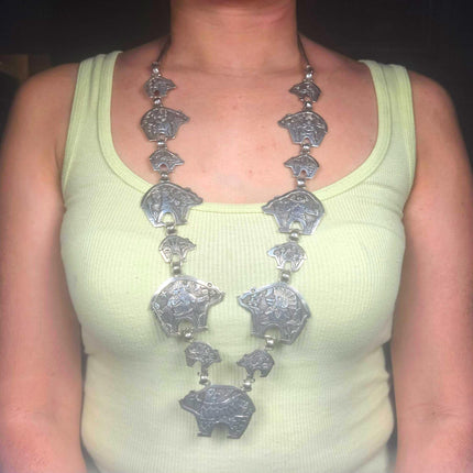 32" Large Vintage Becenti Navajo sterling silver bears storyteller necklace