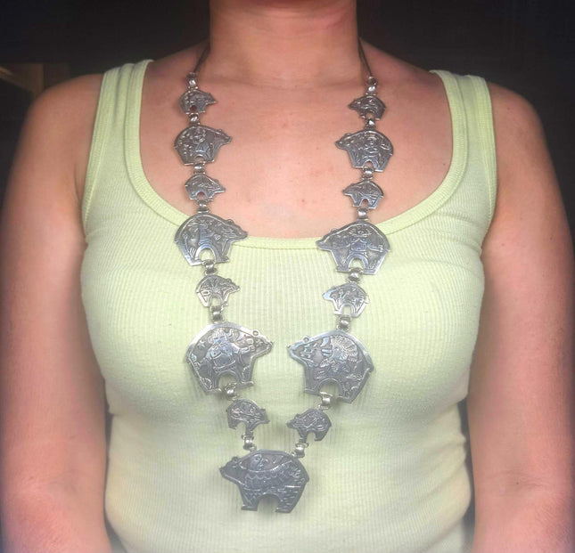 32" Large Vintage Becenti Navajo sterling silver bears storyteller necklace