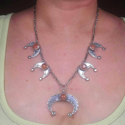 Vintage Native American sterling silver chalcedony Naja necklace