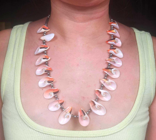 24.5" Vintage Native American sterling silver shell beaded necklace