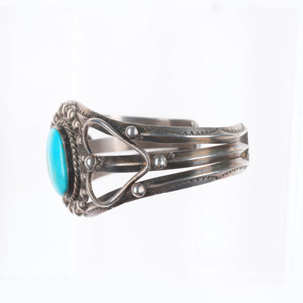 6.1" 30's-40's Vintage Navajo sterling silver hearts/carinated cuff bracelet