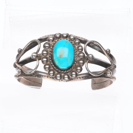 6.1" 30's-40's Vintage Navajo sterling silver hearts/carinated cuff bracelet