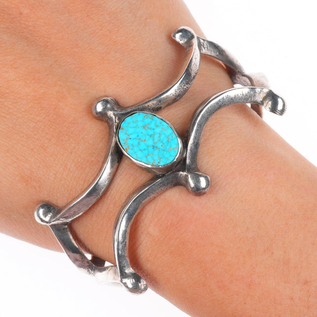 6.35" Vintage Navajo cast sterling silver spiderweb turquoise cuff bracelet