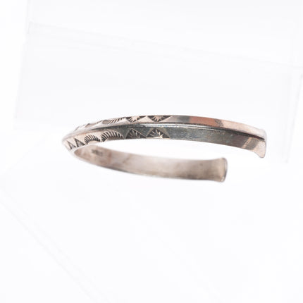 6.75" Leonard Paquin Laguna Zuni carinated sterling silver stamped cuff bracelet