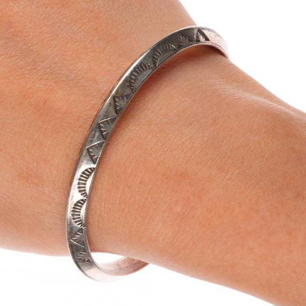 6.75" Leonard Paquin Laguna Zuni carinated sterling silver stamped cuff bracelet