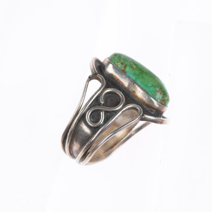 sz8 TM Vintage Native American Puebloan sterling silver ring with nice turquoise