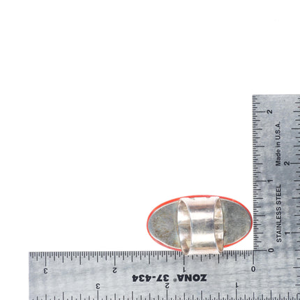 sz8 Jake - Irene Livingston Navajo/Zuni sterling silver hummingbird ring w/coral