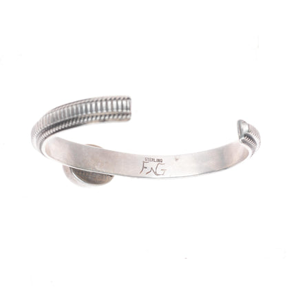 6.6" Vintage Navajo chiseled sterling silver malachite stone slim cuff bracelet