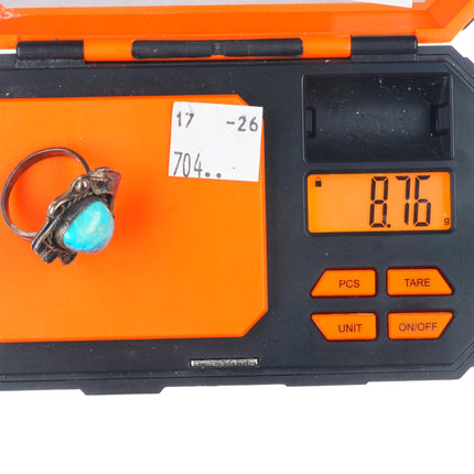 sz8.5 vintage Navajo sterling silver ruffle edge ring with nice turquoise