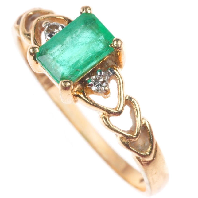 sz6.5 14k yellow gold natural Columbian emerald/diamond hearts size 6.5 ring
