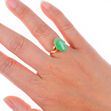 sz6 14k yellow gold retro Moss in Snow green Jadeite Jade women's size 6 ring