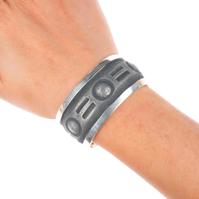 6" Dakota Willie Navajo tufa cast sterling silver geometric cuff bracelet