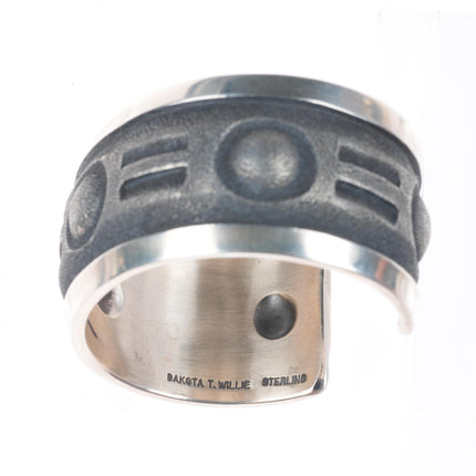 6" Dakota Willie Navajo tufa cast sterling silver geometric cuff bracelet