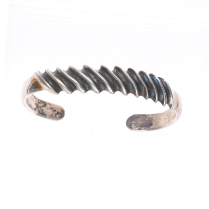 6" Navajo Rocking Horse Ranch slanted ribbed sterling silver cuff bracelet