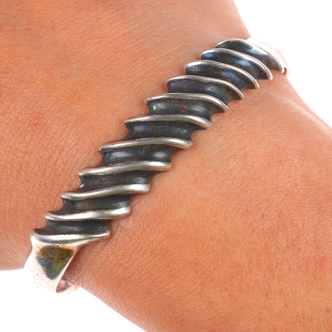 6" Navajo Rocking Horse Ranch slanted ribbed sterling silver cuff bracelet