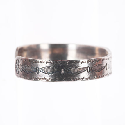 6.7" c1930's Vintage Navajo ingot silver fish stamped stacker cuff bracelet