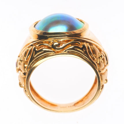 sz5.5 18k yellow gold, blue Diamond, Sapphire, mabe pearl cocktail ring