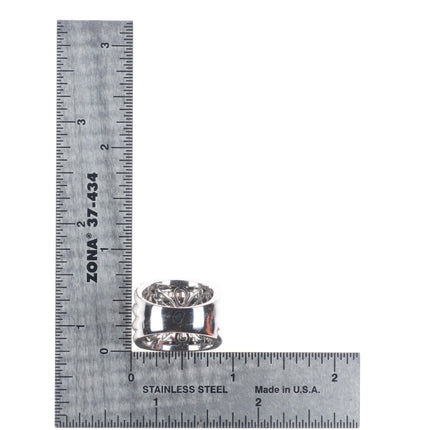 sz6 14k white gold baguette and round cut Diamond wide band ring