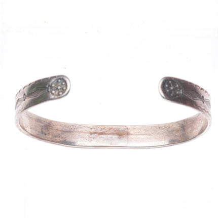 6.7" c1930's Vintage Navajo ingot silver fish stamped stacker cuff bracelet