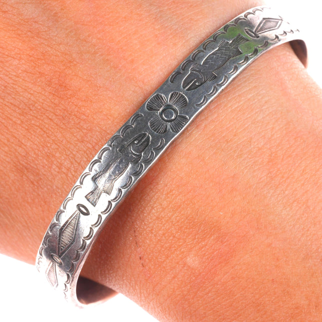 6.7" c1930's Vintage Navajo ingot silver fish stamped stacker cuff bracelet