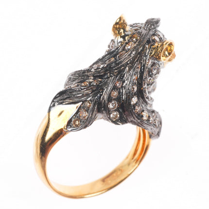 sz5 Neda Behnam 18k yellow gold Diamond and Tsavorite garnet horse head ring