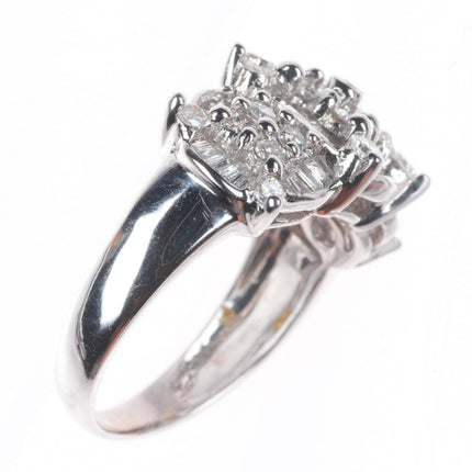sz5.25 14k white gold 1.5cttw Diamond cluster cocktail ring