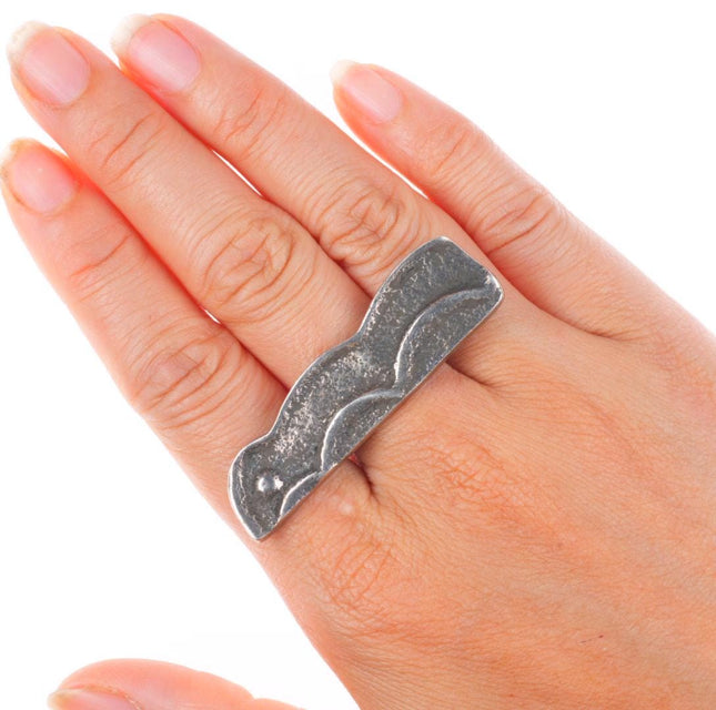 sz10 large vintage Tufa Cast sterling silver Native American animal ring